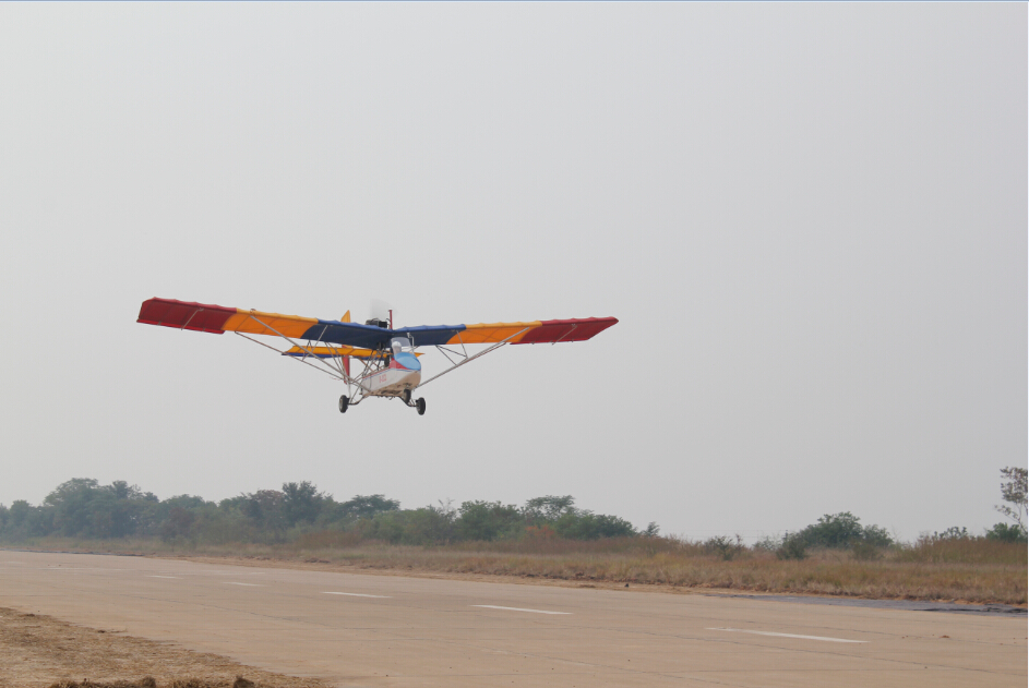 ���̰���